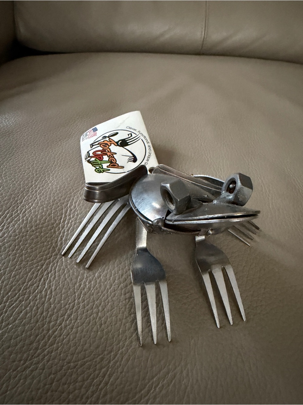 FORKED UP ART 2009 Upcycled Metal Flatware Frog Sculpture Fork/Spoon Made in USA - Picture 5 of 16